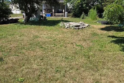 330 Helena Street, ON L2A 4J8