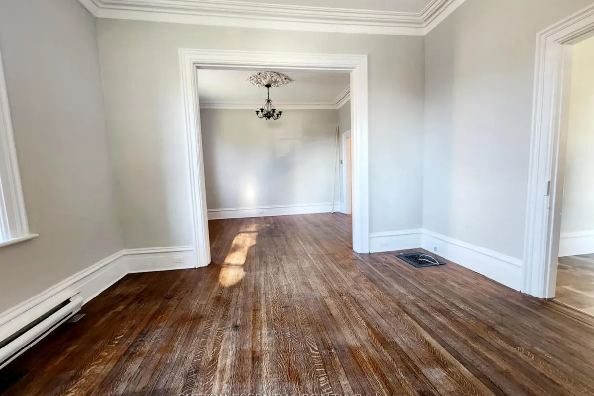 109-111 Orchard Street, ON K6V 2J9