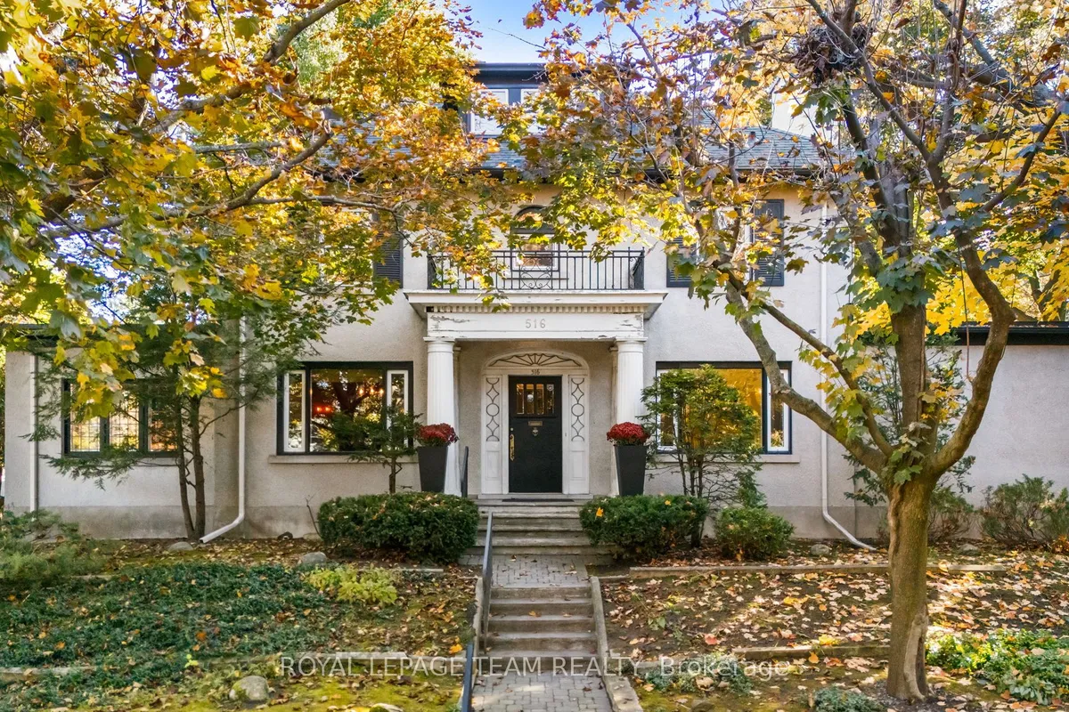 516 Kenwood Avenue, ON K2A 0L6