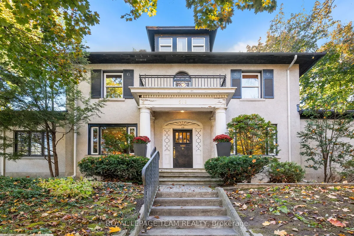 516 Kenwood Avenue, ON K2A 0L6