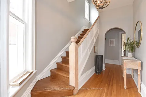 16 Francis Street, ON K9V 3R6