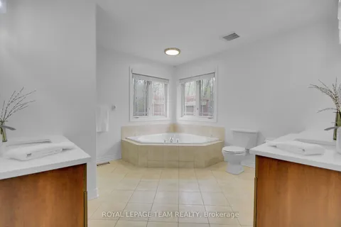 5719 Stuewe Drive, ON K4M 1L2