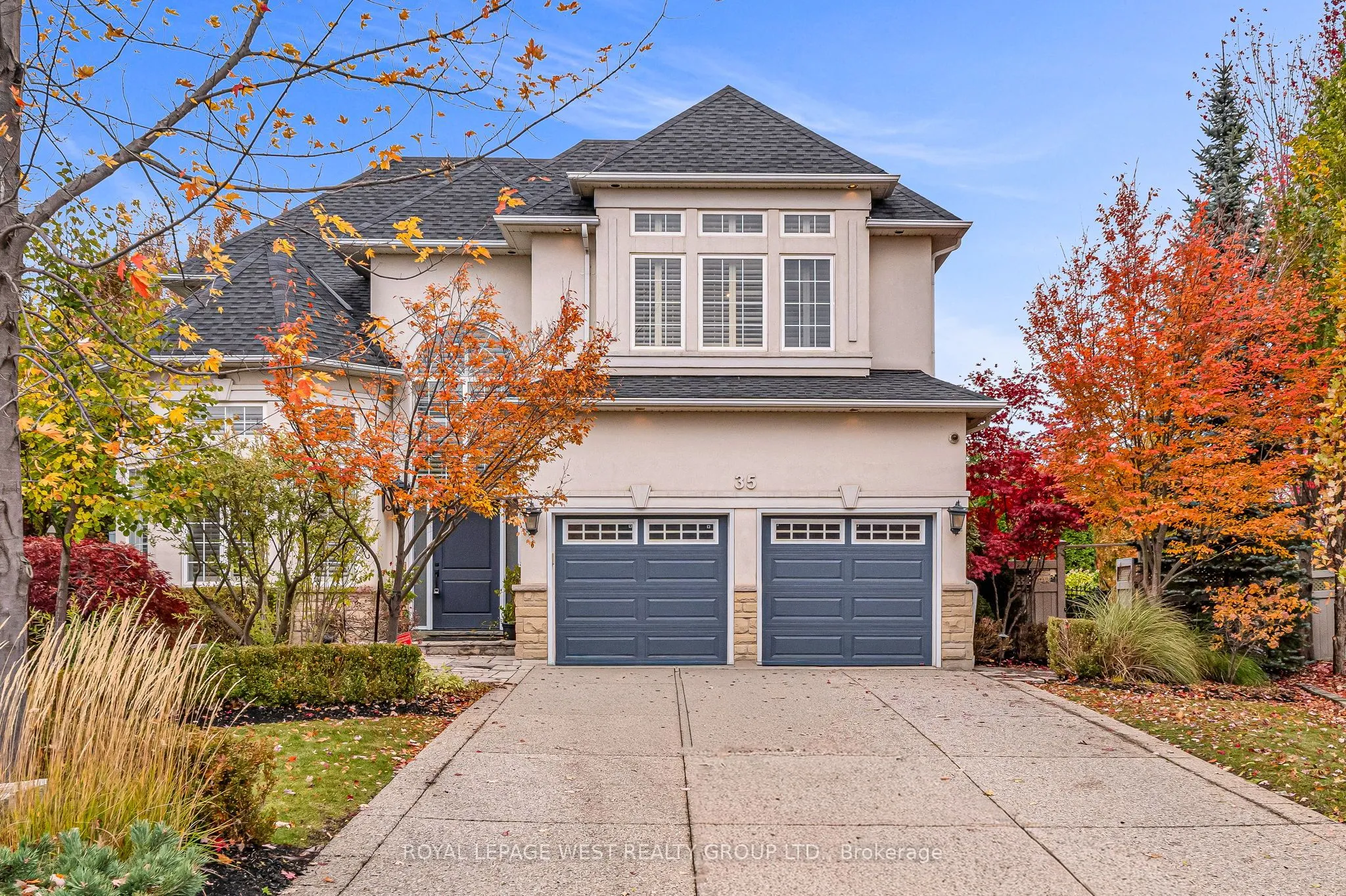 35 Playfair Court, ON L9K 1R6