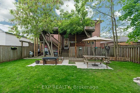 195 Main Street, ON N0M 2J0