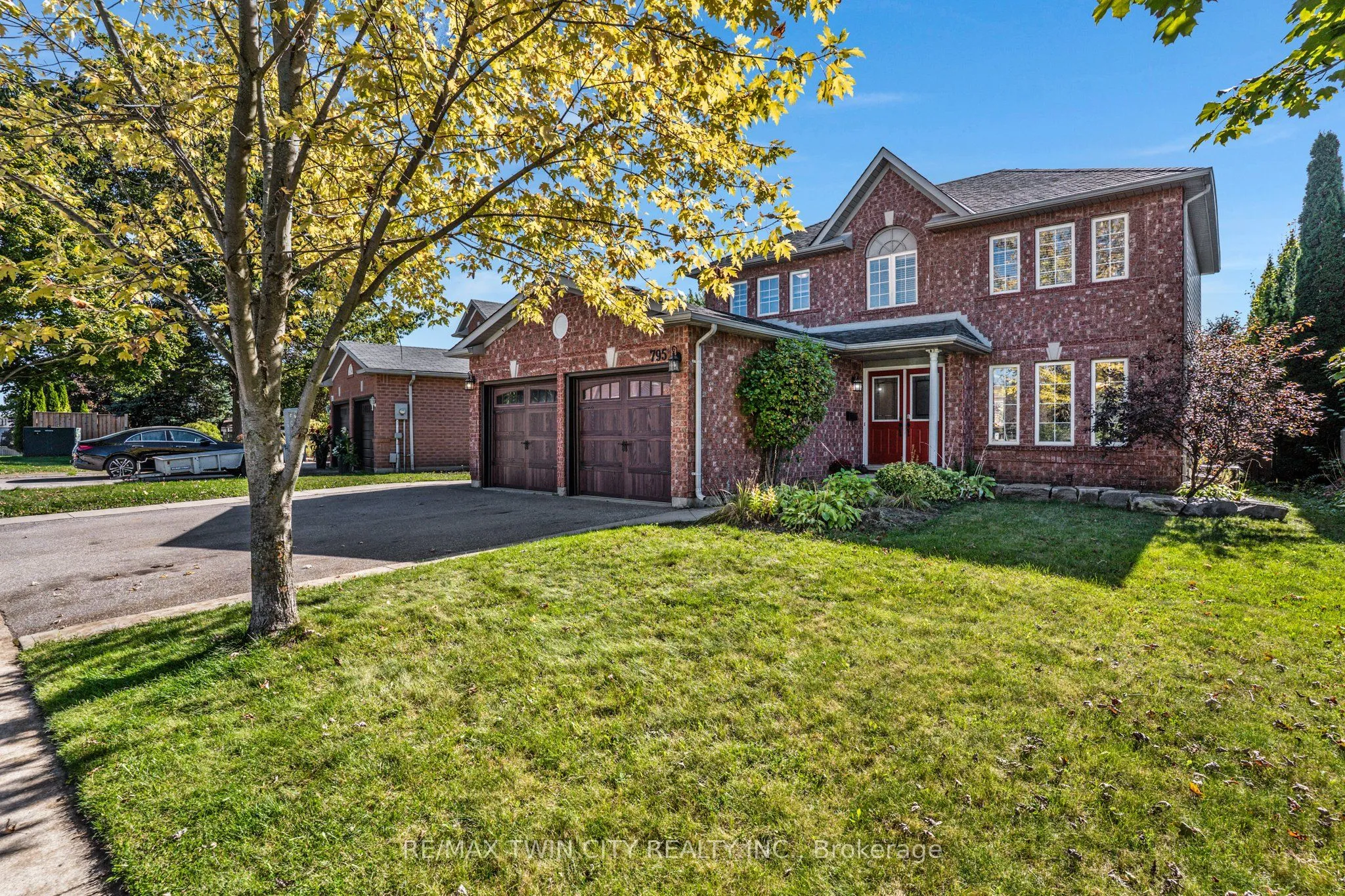 795 Saginaw Parkway, ON N1T 1R3