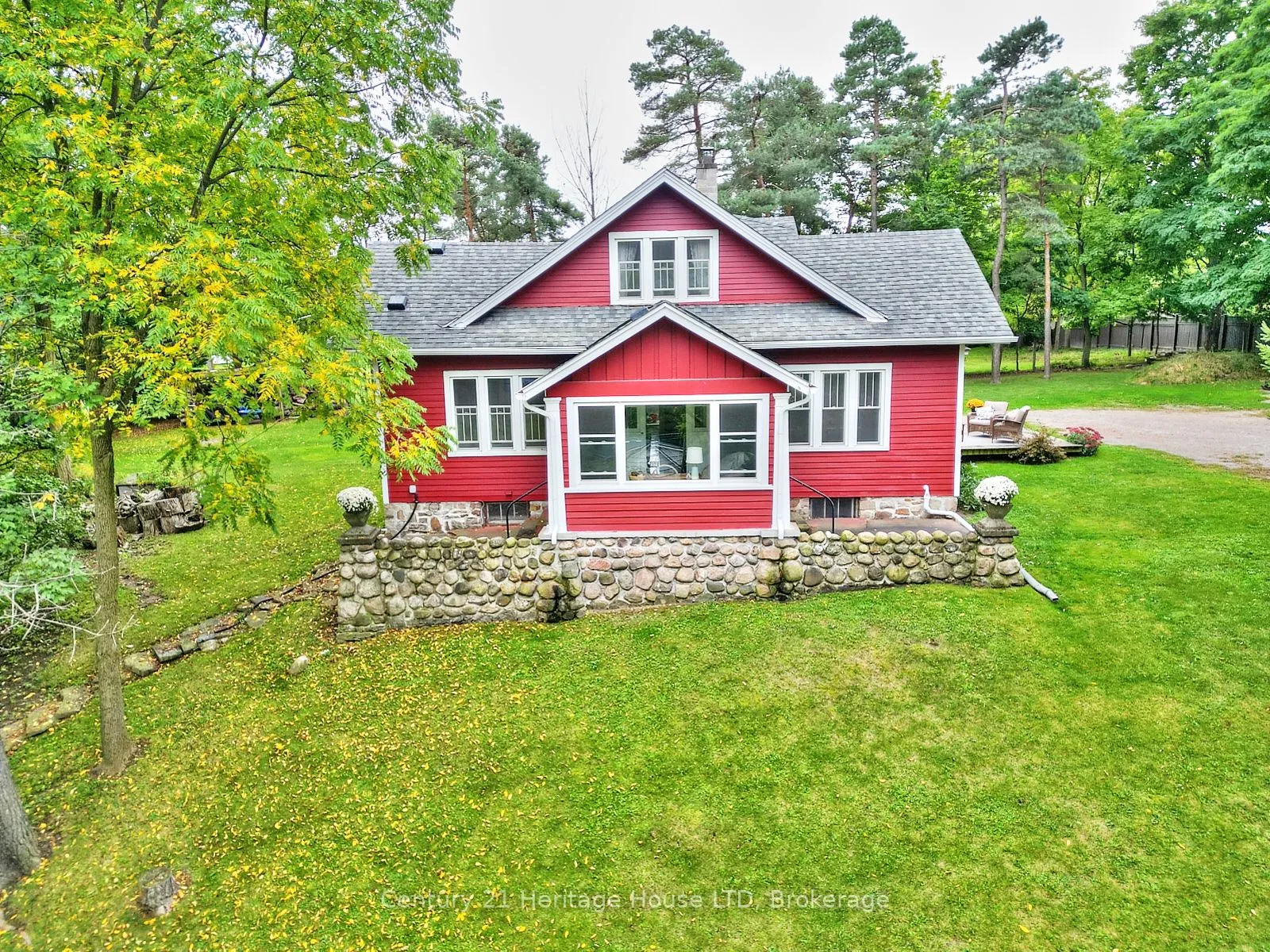 3426 KING Street, ON L0R 2C0