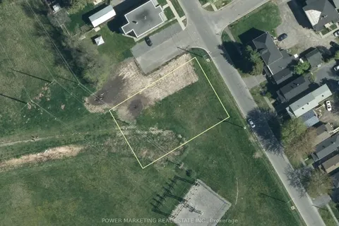 19 DANIS Avenue, ON K6H 5E3