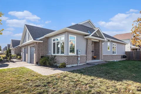 271 Brambling Way, ON K2J 0E4