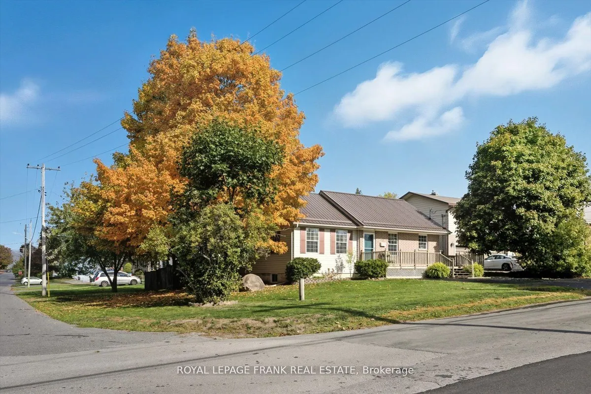 34 Riverview Road, ON K9V 1B3