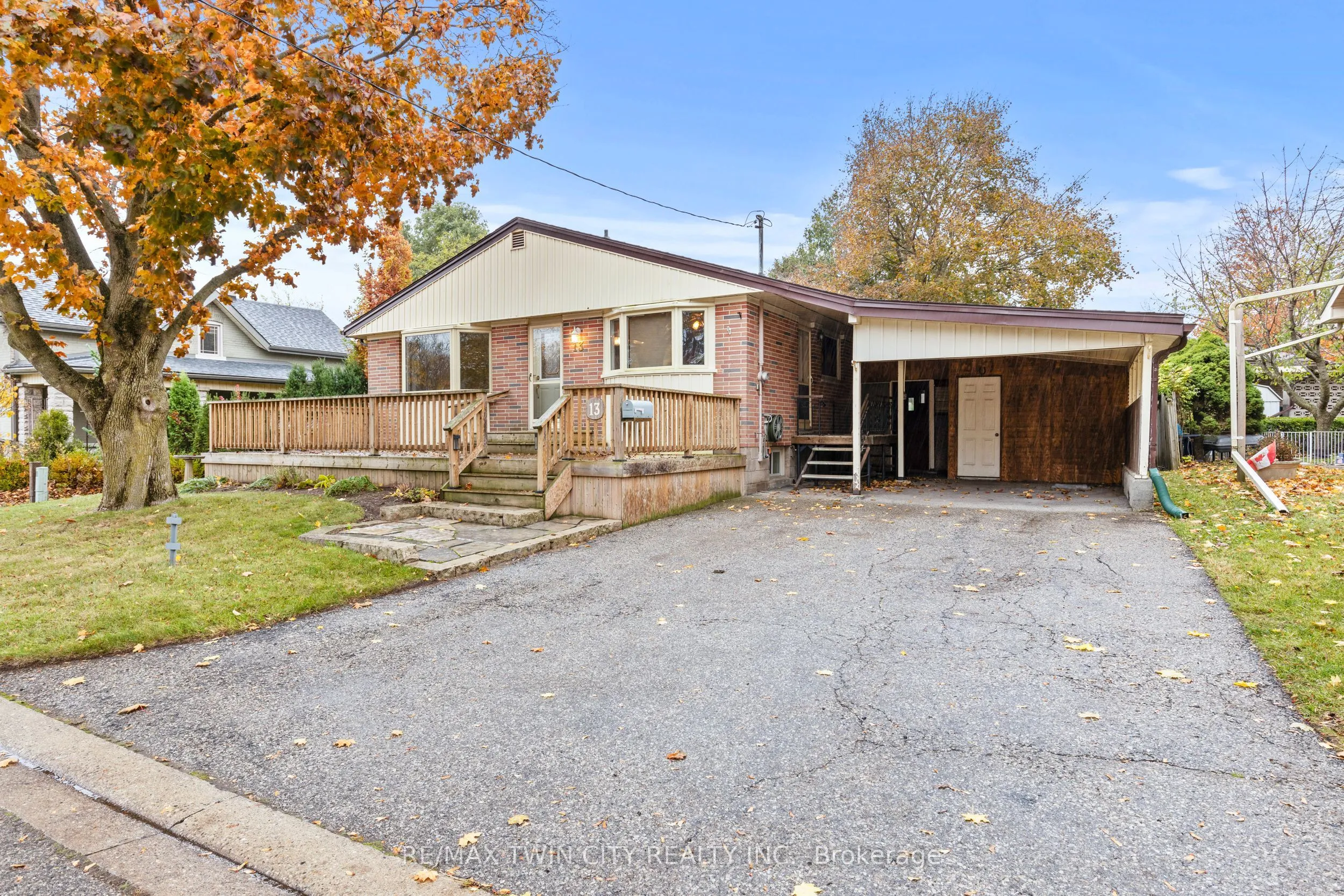 13 Spencer Street, ON N3L 1W3