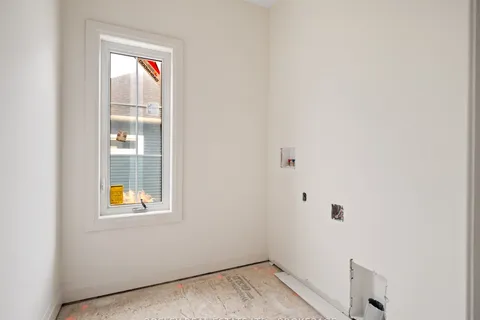 60 Pleasant Avenue, ON L0S 1N0