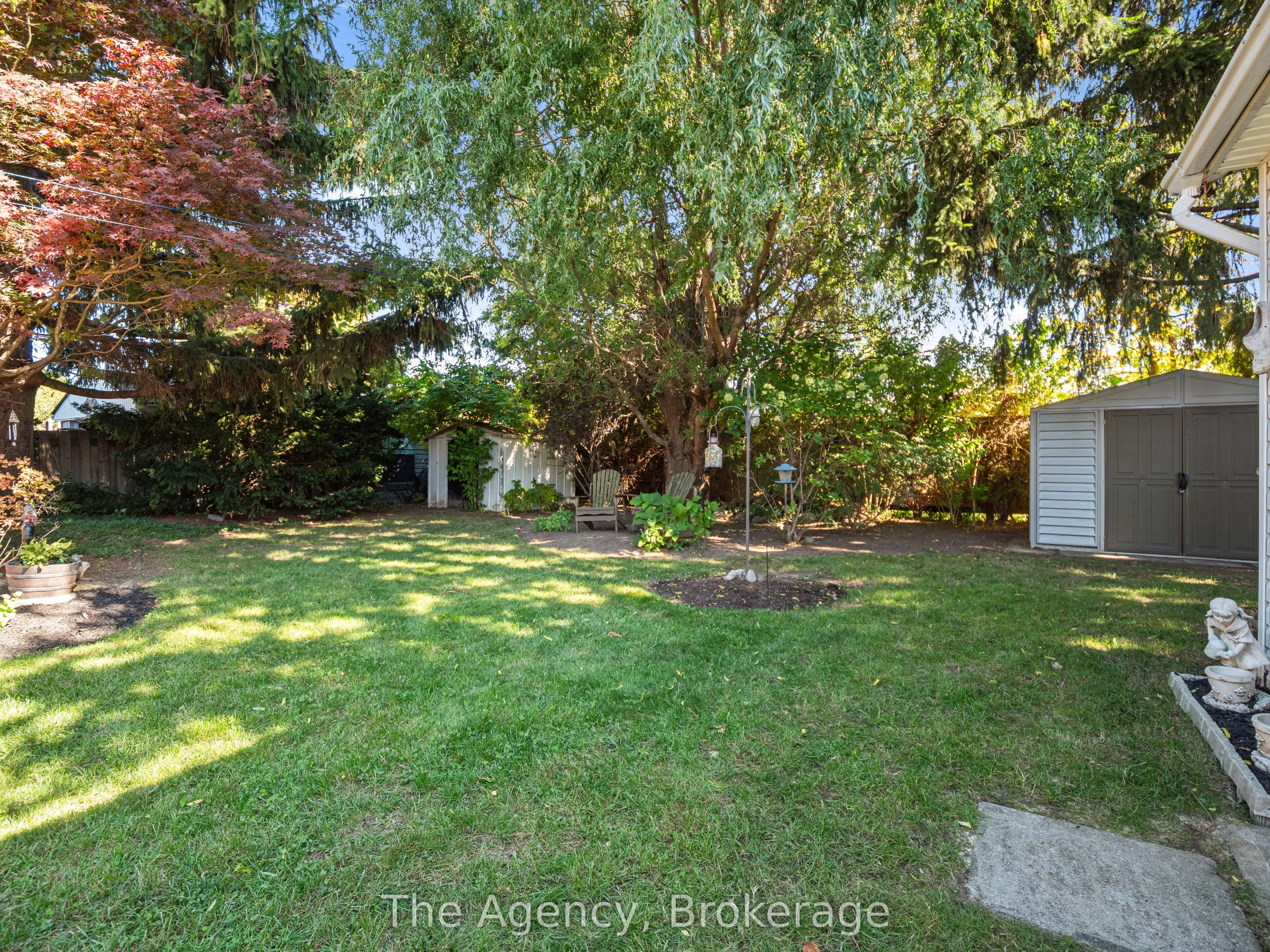 518 Leonard Avenue, ON L3C 3A7