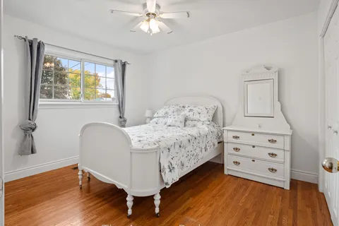 518 Leonard Avenue, ON L3C 3A7