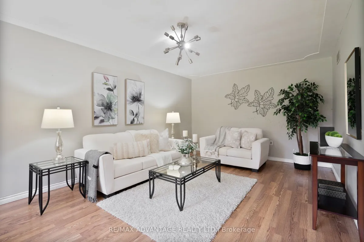 464 Three Valleys Crescent, ON N5Z 3E7