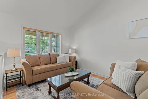 14 Hope Avenue, ON L0S 1T0