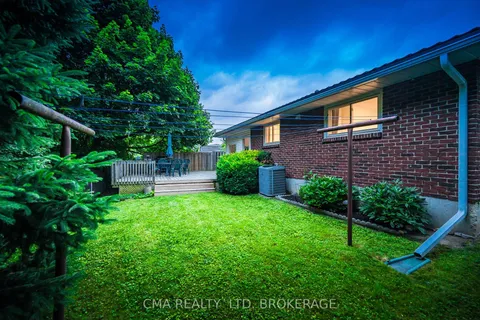 357 Grangewood Drive, ON N2K 2E4