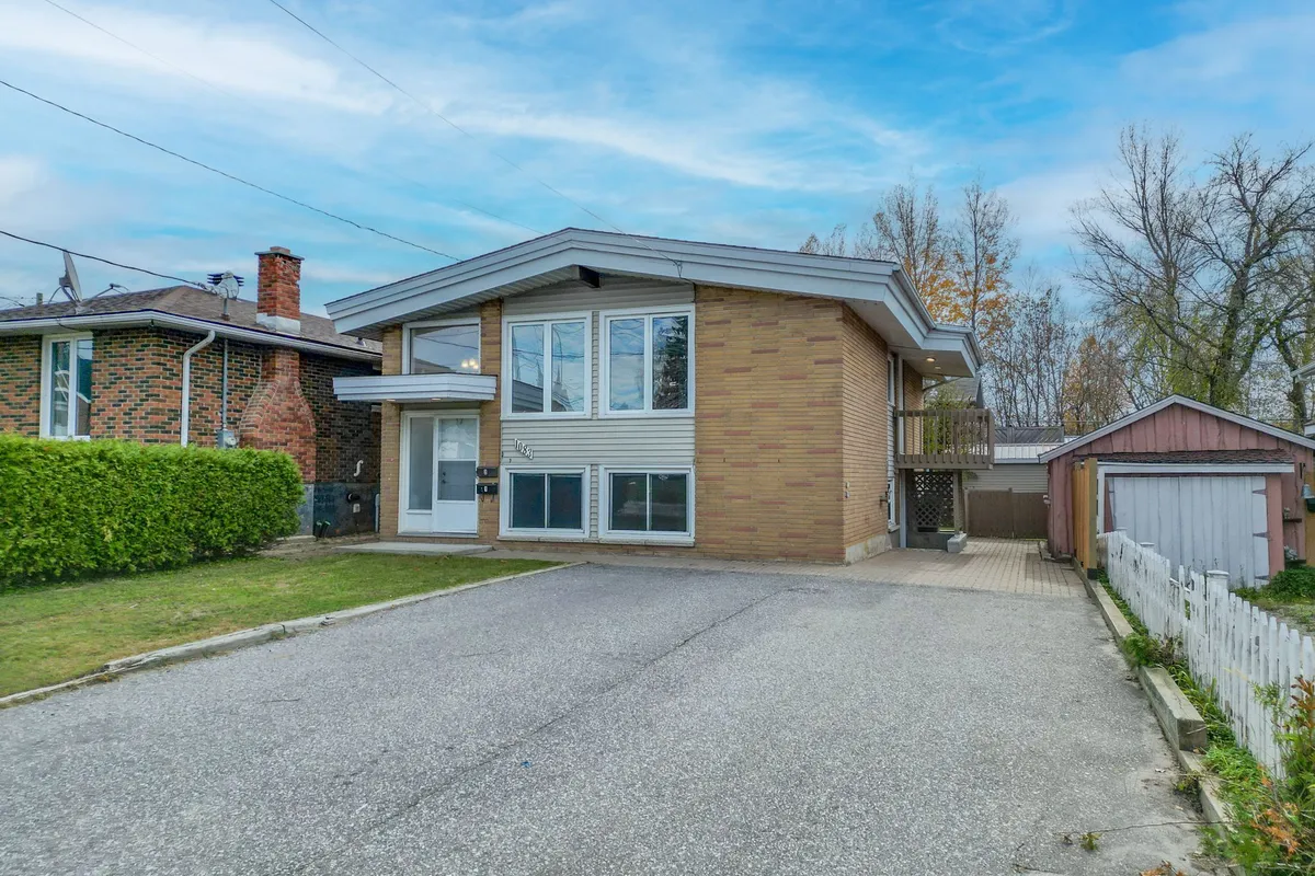 1083 Metcalfe Street, ON P1B 2R2