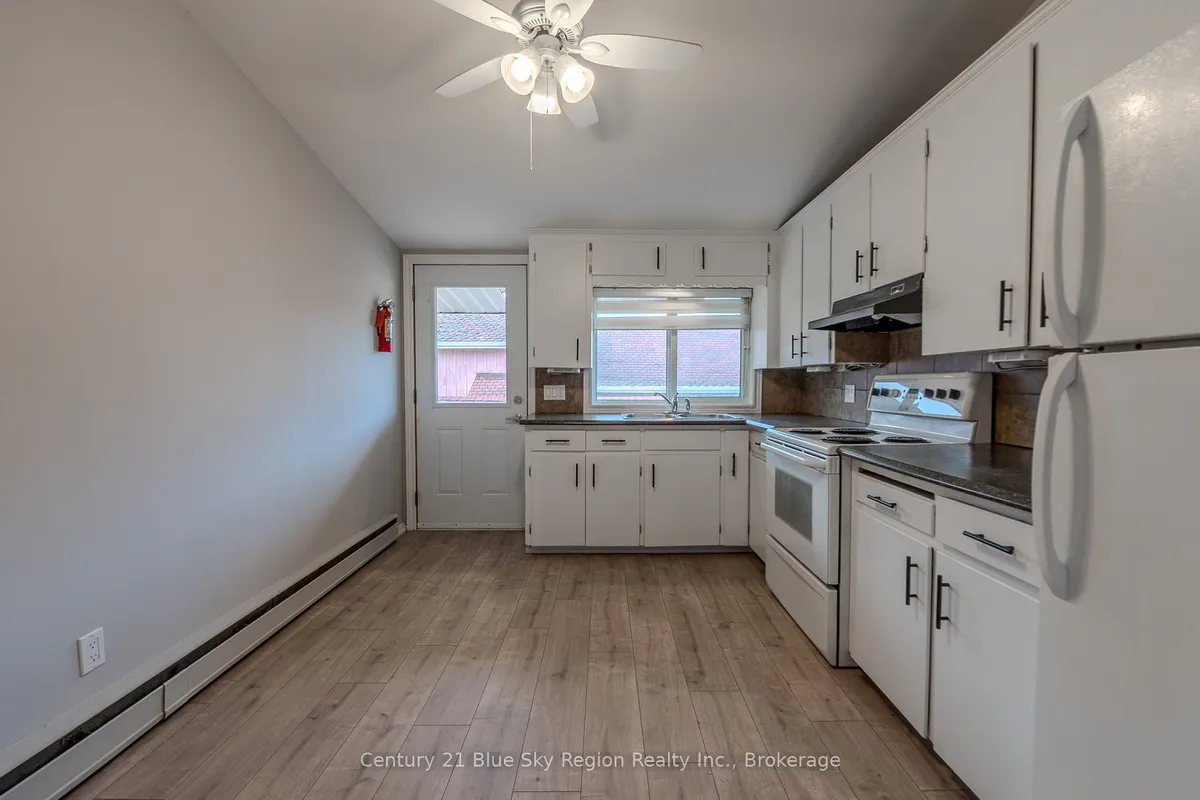 1083 Metcalfe Street, ON P1B 2R2