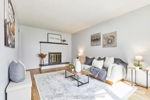 607 Carlisle Street, ON K9A 4Y4