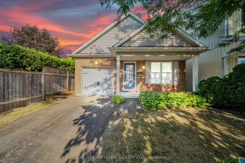 2 CHICORY Crescent, ON L2R 0A5