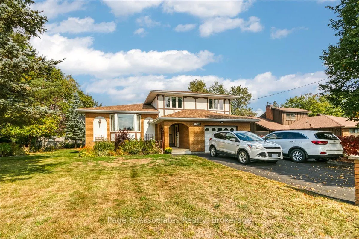 1688 Richard Street, ON P3N 1H2