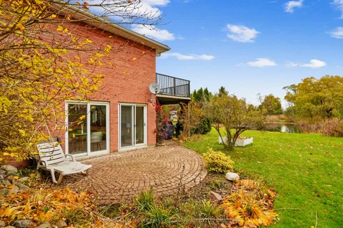 18 Skye Valley Drive, ON K9A 0Z1