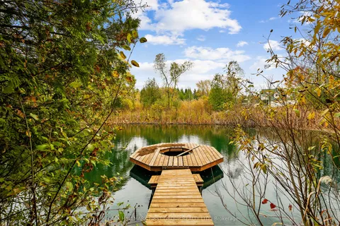 18 Skye Valley Drive, ON K9A 0Z1