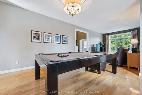 867 Creekside Drive, ON N2V 2S7