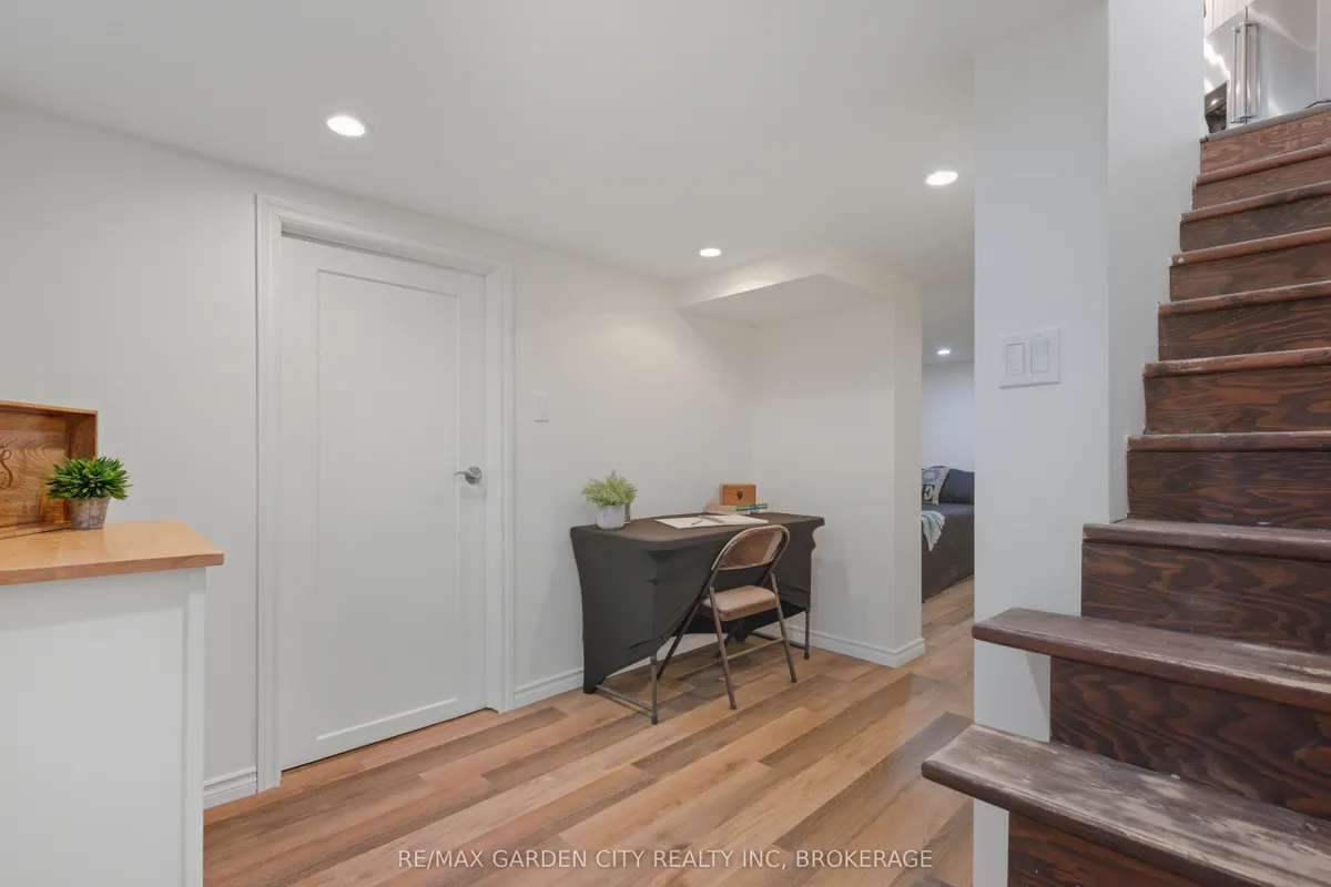 5294 Slater Avenue, ON L2E 4W9