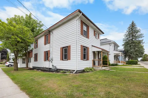 18 Cockburn Street, ON K7H 2A9