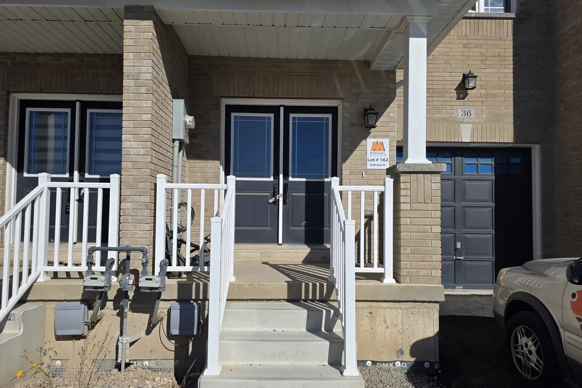 36 Bruton Street, ON L2V 0J6