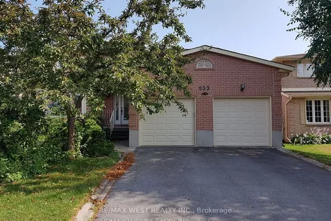953 Lancaster Drive, ON K7P 2A4