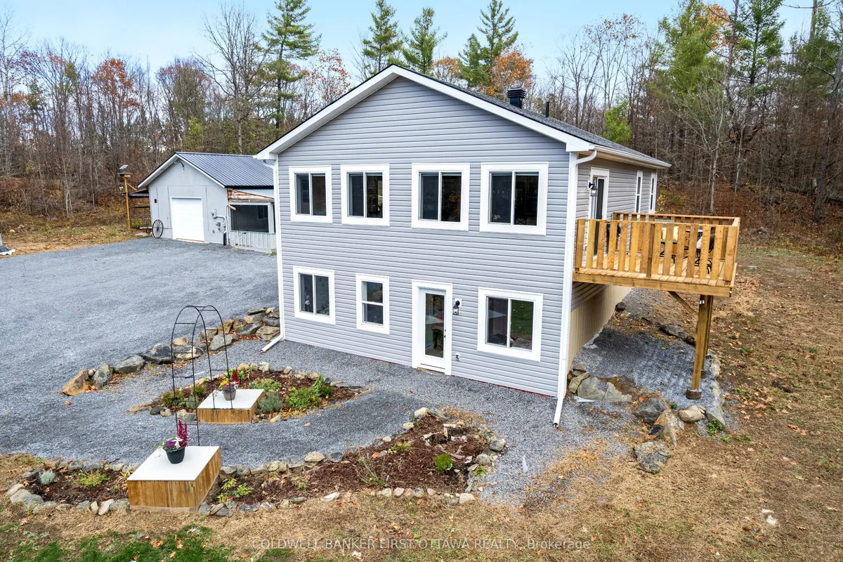 946 French Line Road, ON K0G 1K0