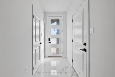 47 BENSLEY Lane, ON L9C 0E7