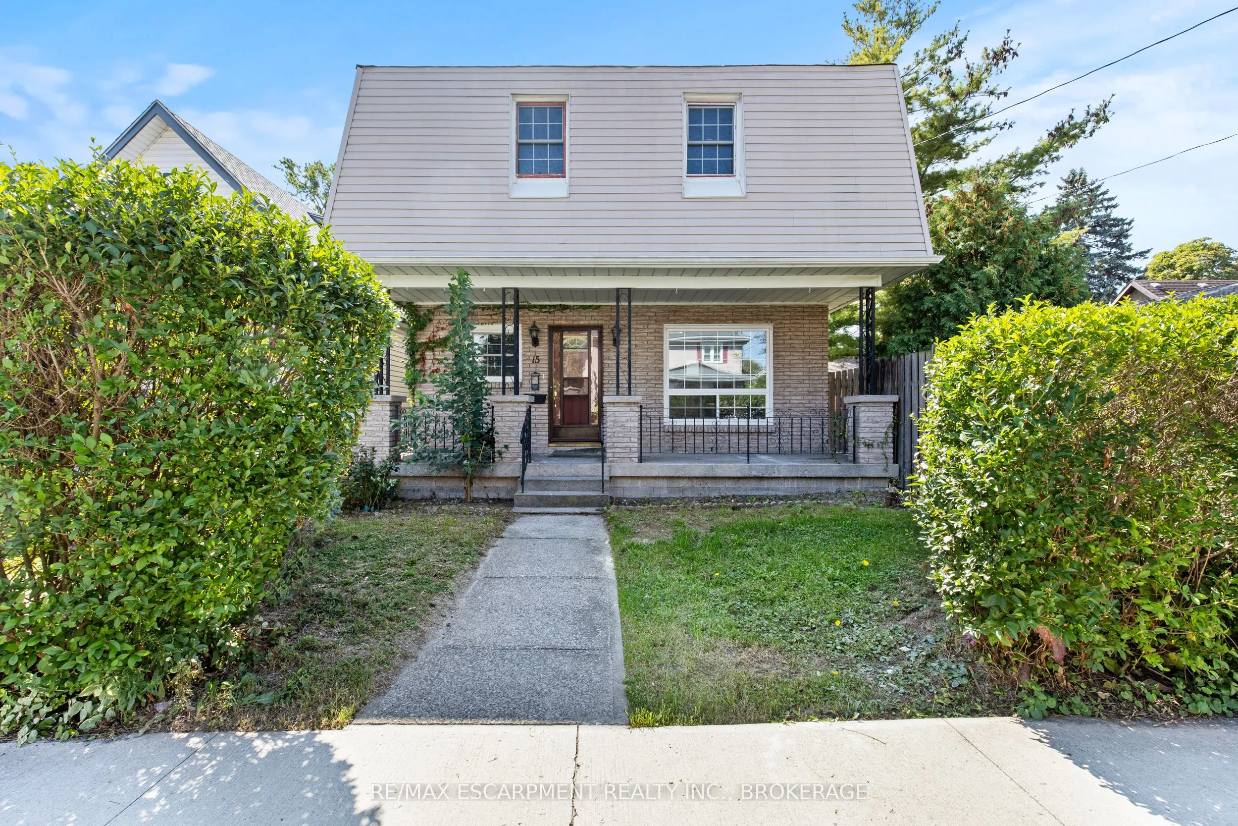 15 MCCORMICK Street, ON L3C 4L8