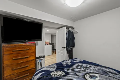 15 MCCORMICK Street, ON L3C 4L8