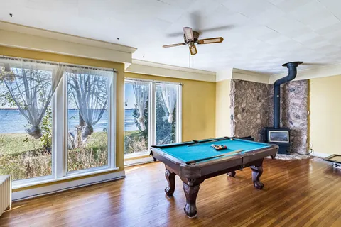 22625 LOYALIST PKy Parkway, ON K8V 5P7