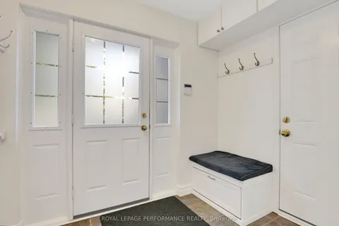 3804 Autumnwood Street, ON K1T 2G8