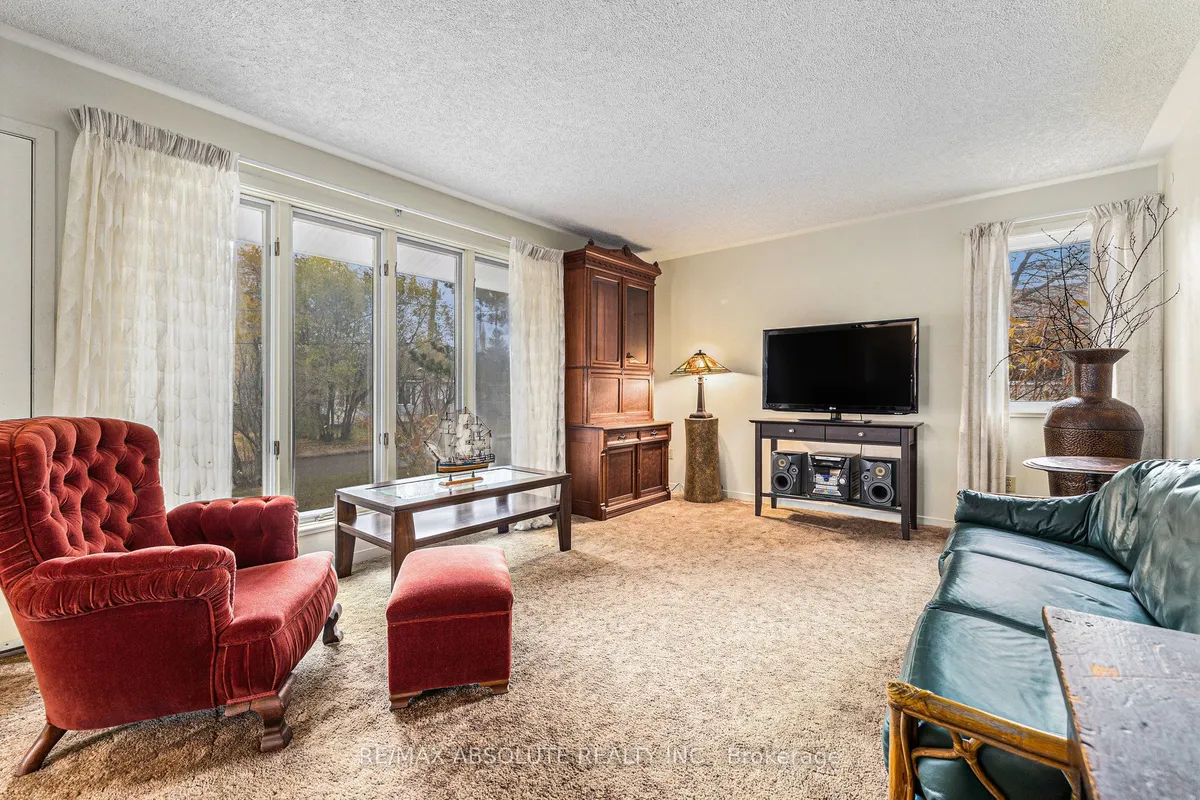 133 Arthur Street, ON K7S 1A5