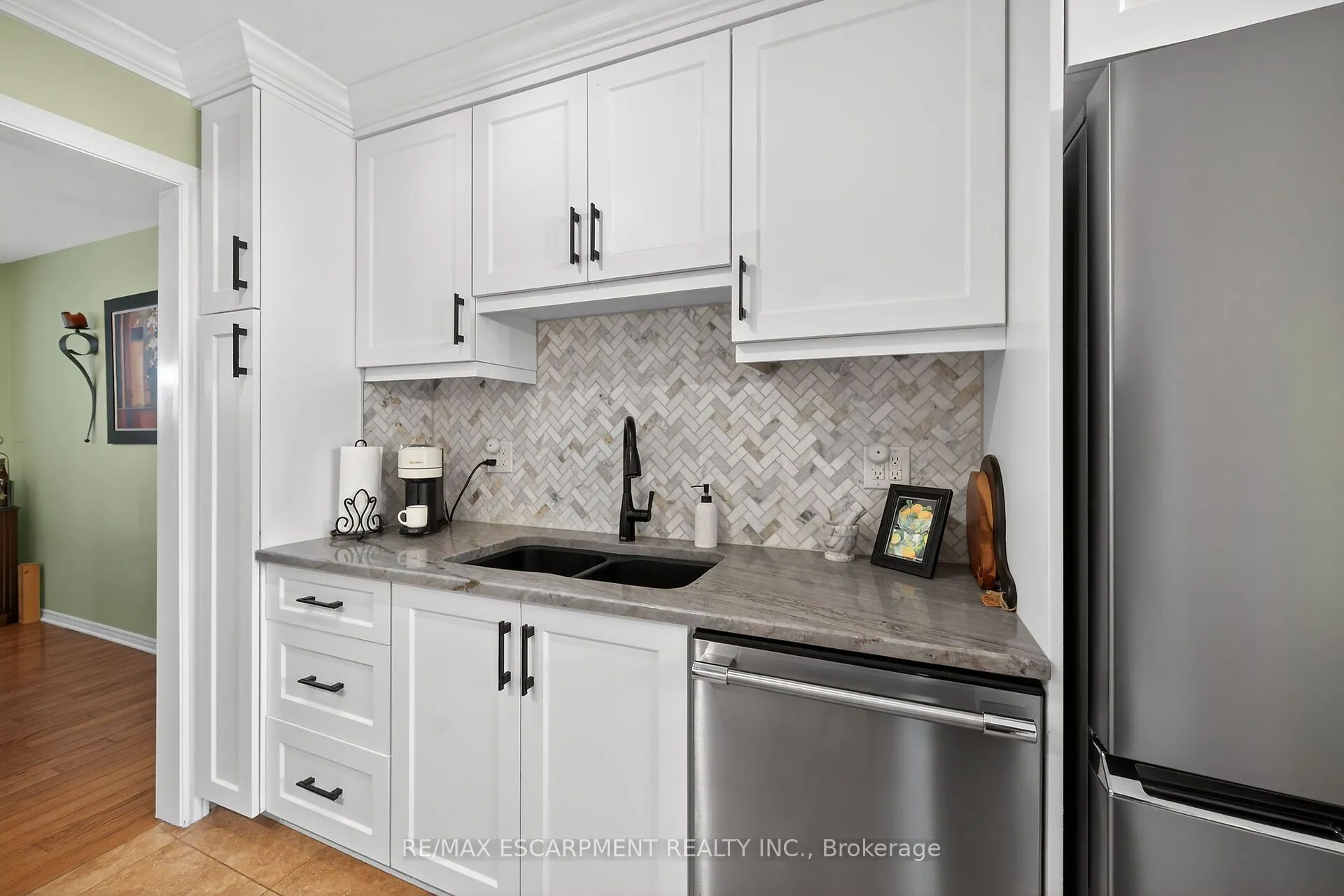 41 Balmoral Court, ON N3W 1E6