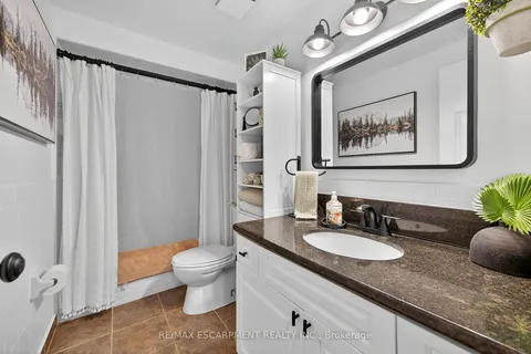 41 Balmoral Court, ON N3W 1E6