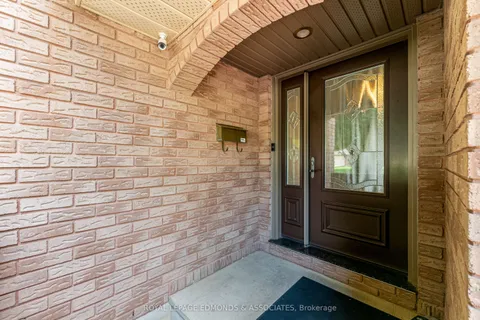 508 O'brien Street, ON K8A 8E7