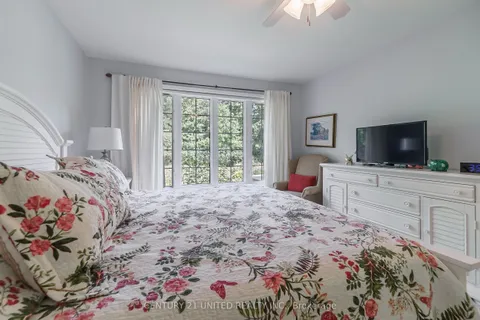 1656 Champlain Drive, ON K9L 1N6