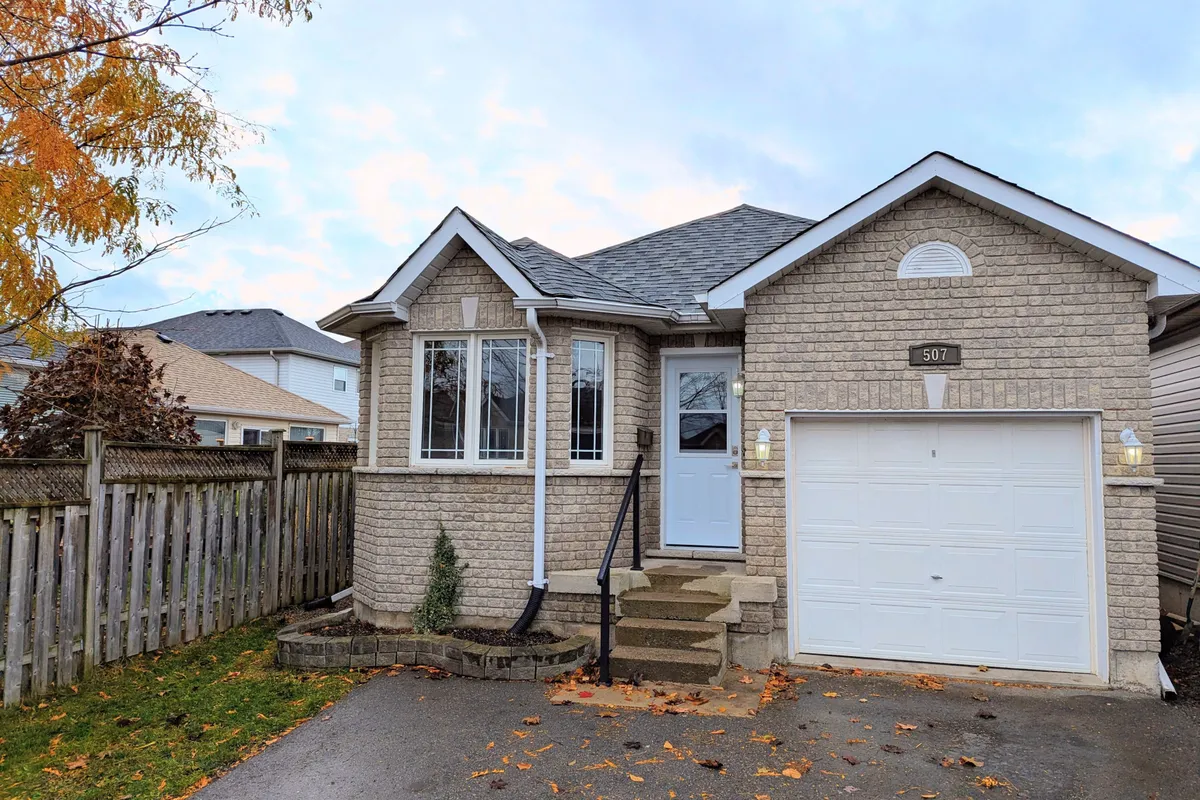 507 Clancy Crescent, ON K9K 2S1