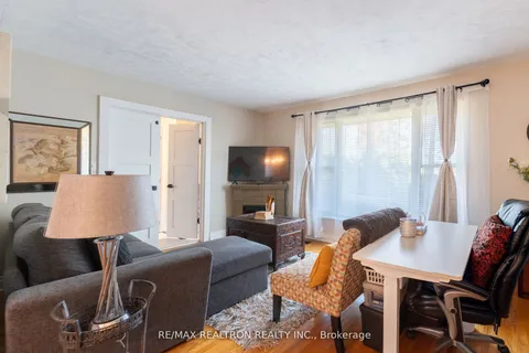 323 Lindan Avenue, ON K9L 1K9