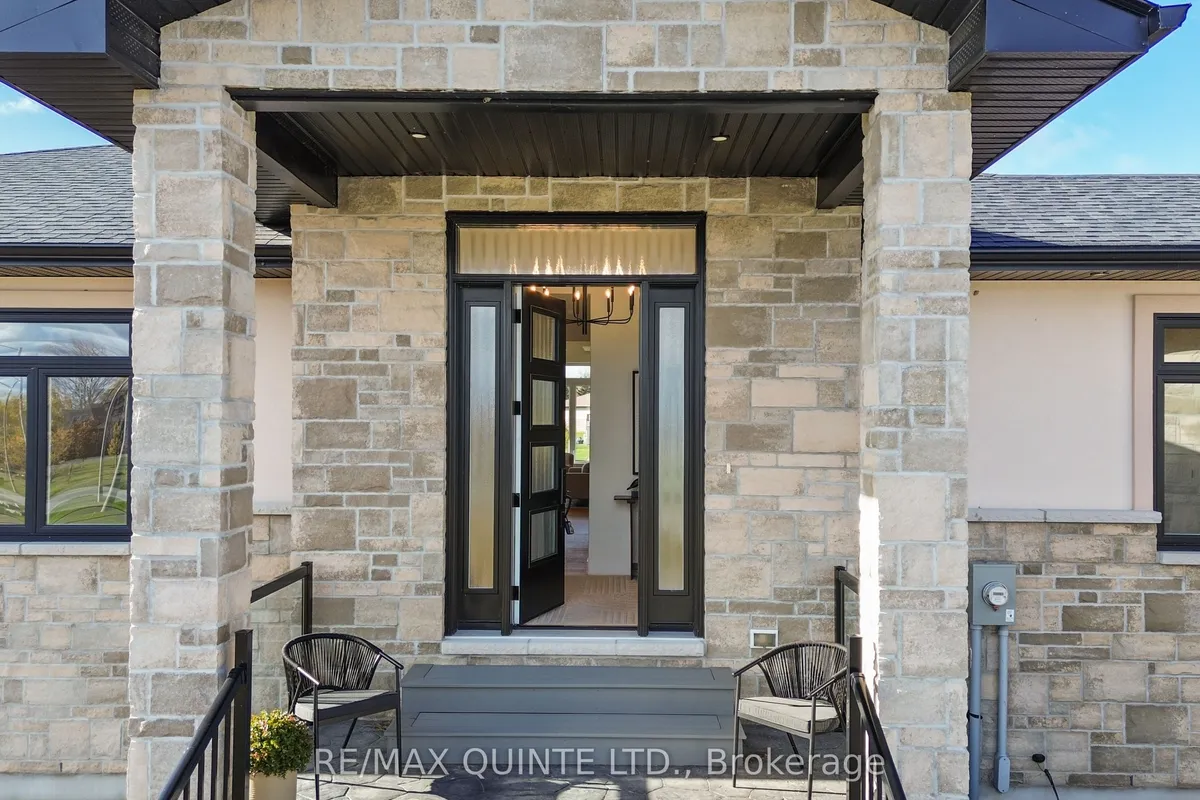 76 Navigation Drive, ON K8N 0G1