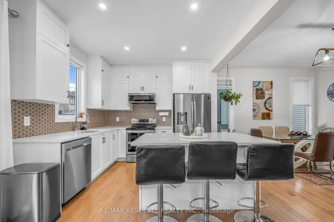 730 Perseus Avenue, ON K2J 6V8