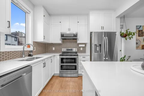 730 Perseus Avenue, ON K2J 6V8