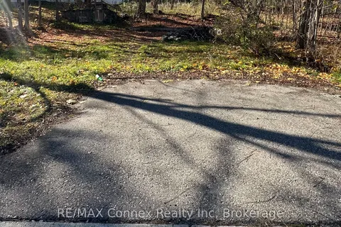 285 Main Street, ON N0B 2K0