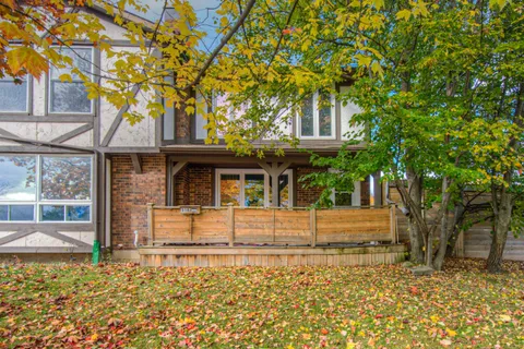 118 Glamis Road, ON N1R 6S8